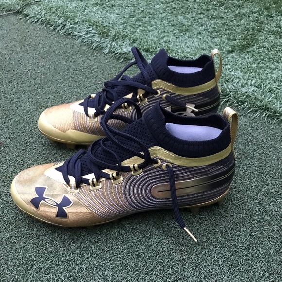 Size 9 under armour gold spotlight cleats. - Picture 3 of 7